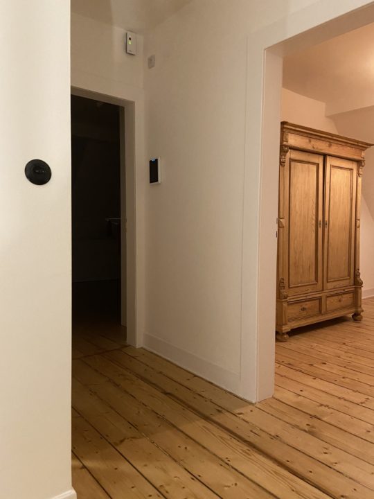 5DE5DE9E-70A3-4BC0-B11E-C1E16CCF78B4